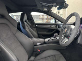 お車でお越しの際も、敷地内に専用の駐車場を完備しておりますので安心してお越しください。