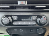 メーカーナビ付きです。FM/AM、ワンセグTV、USB・HDMI・Bluetooth接続にも対応しておりますので、お出かけがさらに楽しくなりますよ♪
