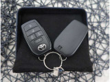 【オートエアコン】1年中快適な室内を提供!車内温度を設定すると、風量を自動で調整してくれます。