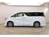 点検、整備、車検、当社の整備工場で責任もって承ります!ご購入後から末永くカーライフをサポートさせて頂きます。安心のトヨタディーラーのサービス工場にお任せ下さい。