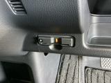 運転席・助手席とそれぞれシートヒーターがついてます。寒い冬には嬉しい機能です!