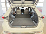 【アクセサリーソケット】車内で様々な電気製品を利用できます。