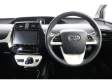 運転席からの操作もしやすいインパネ配置と、見切りのいいアイポイントですので、お車の操作性にも優れていますよ!快適・安心・安全です!!