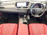 ES 300h Fスポーツ 