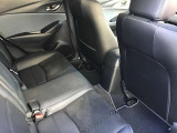 後部のシートを倒すとこんなに広々空間が!大きなお荷物を乗せる時でも心配ありません!