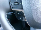 ETC車載器を装備しています。高速道路の料金所もストレスなく通行できます。すっきりとしたビルトインタイプですよ。
