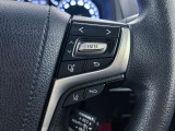 車線を逸脱すると音でお知らせ。安全運転のお手伝いをします。