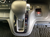 バックカメラ装備で後方駐車も楽々です。