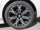 ◆ローンリース等ファイナンス商品、BMW専用自動車保険、BMWカード、コーティング、板金塗装、ドライブレコーダーなど社外品の取扱もございます。お車に関することは全てバルコムにお任せ下さい◆