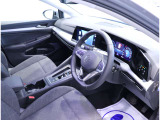 Volkswagenのお車はディーラーでご加入いただくと様々な保証が無償付帯されます。