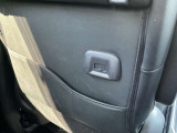 運転席・助手席にシートヒーターがございます。