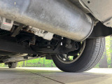 お車を安心してお乗りいただく為には、足回りの定期点検が欠かせません。サービスサポート(有償保証)では無料点検もご提供しており、安心のカーライフをお過ごしいただけるサポート体制が整っています。
