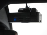 ◆ドライブレコーダー◆映像・音声などを記録する自動車用の装置です。 もしもの事故の際の記録はもちろん、旅行の際の思い出としてドライブの映像を楽しむことができます。