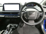 気になる汚れは「まるまるクリン」で解消! 当社の中古車はシートを外して隅々までキレイにクリーニングしてあります。