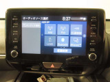 ディスプレイオーディオ【オーディオ・ビジュアル機能】AM/FMチューナー(ワイドFM対応)、BluetoothR対応(ハンズフリー/オーディオ)、USB入力(動画・音楽再生/給電)