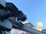 【ドライブレコーダー】ドライブレコーダー装備!走行中はもちろん、あおり運転や事故に遭遇した際、映像で記録し、万一のリスクに備えます。※記録用SDカードはお客様ご自身でご準備いただく必要があります。