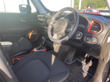 レネゲード トレイルホーク 4xe 4WD 4WD 修復歴無し