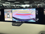 【360&deg;ビューモニター】専用のカメラにより、上から見下ろしたような視点で360度クルマの周囲を確認することができます☆死角部分も確認しやすく、狭い場所での切り返しや駐車もスムーズに行えます。
