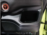 運転席は高さ調整ができるのでご自分に合わせてお使いください。