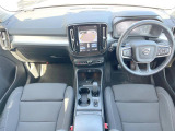 XC40 B4 モメンタム 