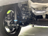 お車を安心してお乗りいただく為には、足回りの定期点検が欠かせません。サービスサポート(有償保証)では無料点検もご提供しており、安心のカーライフをお過ごしいただけるサポート体制が整っています。