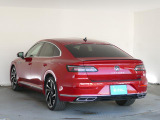 メーカー直営認定中古車 1オーナ 禁煙車 LEDライト 黒レザーシートヒーター付き デジタルコックピット 純正ナビ ブルートゥース接続 カープレイアンドロイドオート対応 アダプティブクルーズ サンルーフ
