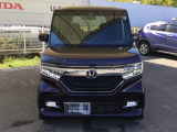 お客様に安全で快適なカーライフをお送りいただくために、中古車にも高いレベルの品質基準を設け、その基準に従って、全ての中古車について納車前整備を実施しています。