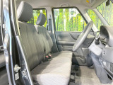 運転席シート廻りは使用感も少なく、良好な状態となっています。丁寧に使われていたことがよくわかりますね。