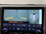 安全機能のバックモニター&全周囲モニターも装備です。