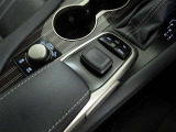 長時間の運転でも疲れにくいシートです。