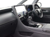 運転席廻りです。