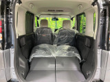 普段のお買い物や通勤、送迎等に十分な荷室スペースを確保しております。セカンドシートを倒すと、大きな荷物の積載も可能です♪