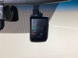 両側電動スライドドアは運転席から操作ができるよう、操作スイッチが付いています。Hondaセンシング用のVSA(ABS+TCS+横滑り抑制)解除と路外逸脱抑制機能のオンオフスイッチなどがあります。
