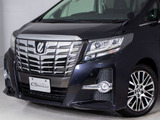 ★展示前点検実施★特殊な機材も用いて、前車点検を実施しております!
