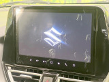 【メーカー純正ナビ】インテリアに溶け込むスタイリッシュな「専用設計」メーカーナビを装備♪視認性や操作性など基本性能にも優れ、より上質なカーライフをお楽しみいただけます。