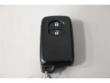 スマートキー!両手に荷物を抱えているときでも、ドアの施錠・解錠が楽々です♪