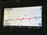【ナビゲーション】目的地までしっかり案内してくれる使いやすいナビ。Bluetooth接続すればお持ちのスマホやMP3プレイヤーの音楽を再生可能!毎日の運転がさらに楽しくなります!!