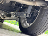 お車を安心してお乗りいただく為には、足回りの定期点検が欠かせません。サービスサポート(有償保証)では無料点検もご提供しており、安心のカーライフをお過ごしいただけるサポート体制が整っています。