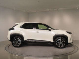スーパーUVカット・IR〈赤外線〉カット機能付フロントドアグリーンガラス&UVカット機能付プライバシーガラス(リヤドア・バックドア)