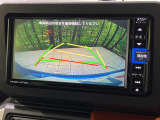 【バックカメラ】駐車時に後方がリアルタイム映像で確認できます。大型商業施設や立体駐車場での駐車時や、夜間のバック時に大活躍!運転スキルに関わらず、今や必須となった装備のひとつです!