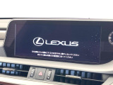 【12.3インチワイドナビ】高級感とインパクトのある大型ワイドナビを装備。各種オーディオ操作はもちろん、横長ワイド画面でのマップ2分割表示など、利便性も高いナビです♪