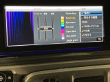 車内を彩るアンビエントライト。いつでもお好みの室内空間を演出してください。