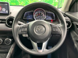 【純正革巻きステアリング】上質な革を使用することで、手にしっかり馴染みとても運転しやすいハンドルです♪