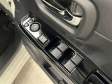 電動格納式ドアミラー!全席パワーウインドウ!運転席にはオート機能付!