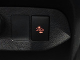バックカメラが付いているので後方確認が非常にしやすいです。今や運転初心者も熟練者も必須装備!ついていて損はないですね♪