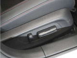 ◆パワーウィンドウスイッチ◆運転席から全席の窓の開閉操作を行うことが出来いつでも換気ができます!