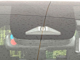 【トヨタセーフティセンス】走行中に前方の車両等を認識し、衝突しそうな時は警報とブレーキで衝突回避と被害軽減をアシスト。より安全にドライブをお楽しみいただけます。