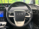 【純正革巻きステアリング】上質な革を使用することで、手にしっかり馴染みとても運転しやすいハンドルです♪