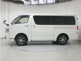 ハイエースバン 3.0 スーパーGL ダークプライム 