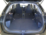 ステアリングスイッチでオーディオの操作ができます。